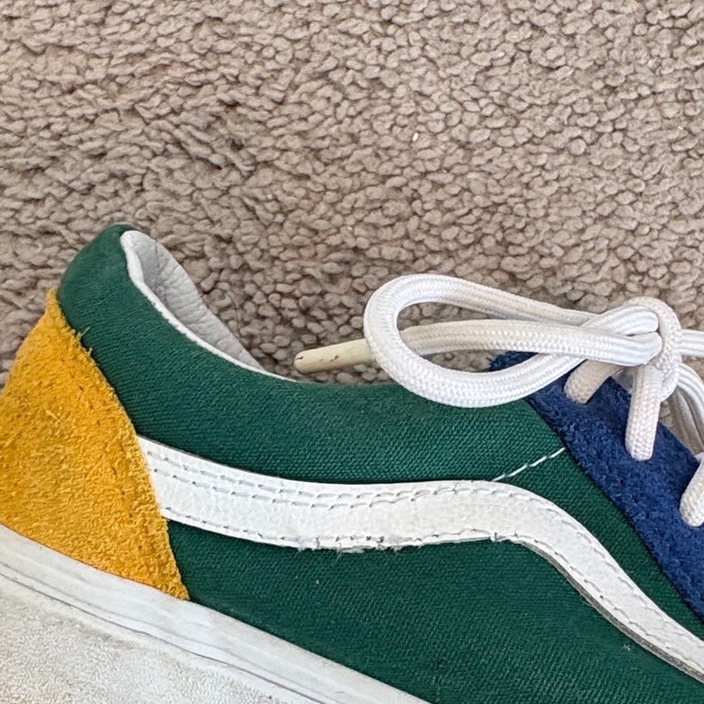 Van’s Old Skool Color Block Skate Shoe - Picture 5 of 10